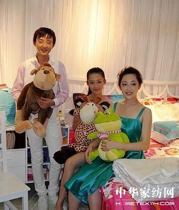 新紅樓夢(mèng)寶黛釵亮相上海家紡展