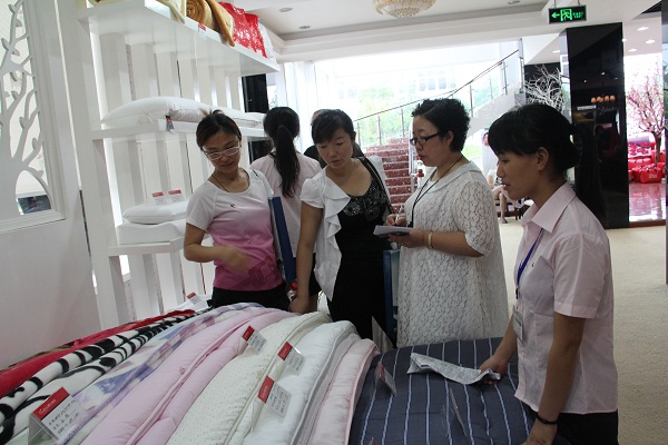 m2012ﶬƷӆ؛(hu )ĻƷc(din)Ƽ