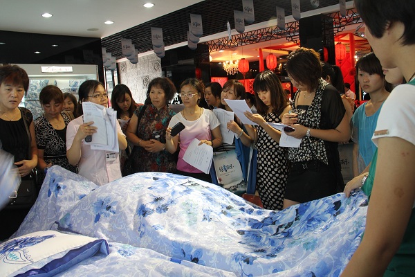 m2012ﶬƷӆ؛(hu )ĻƷc(din)Ƽ